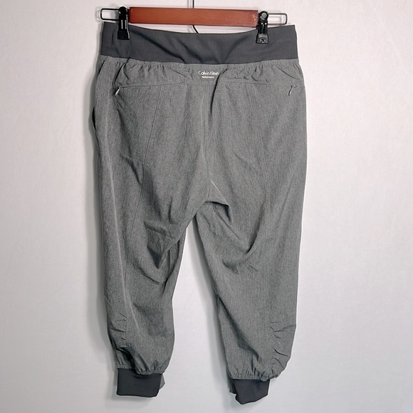Calvin Klein Performance Commuter Capris size XS - Picture 7 of 7